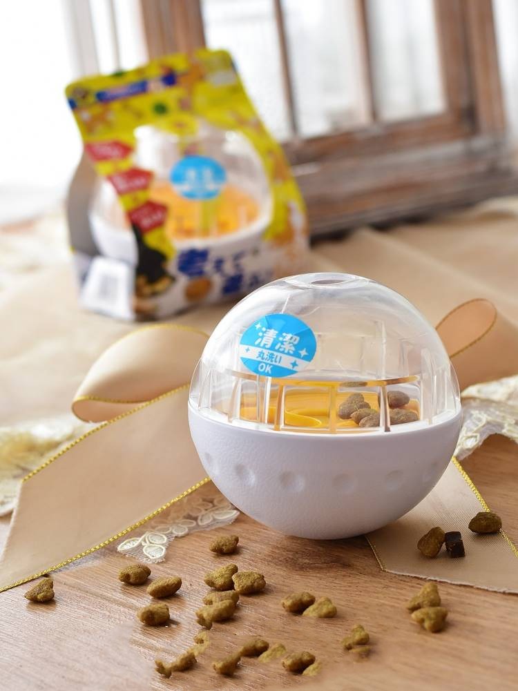 Interaktív stresszoldó snack adagoló
